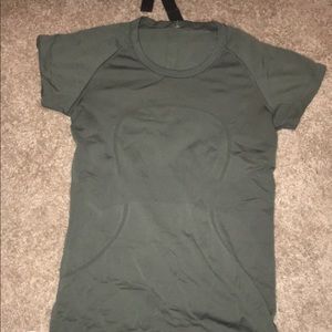 Lululemon swiftly tech short sleeve